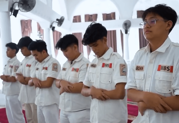 Mengapa Kita Harus Membiasakan Diri Shalat Dhuha?